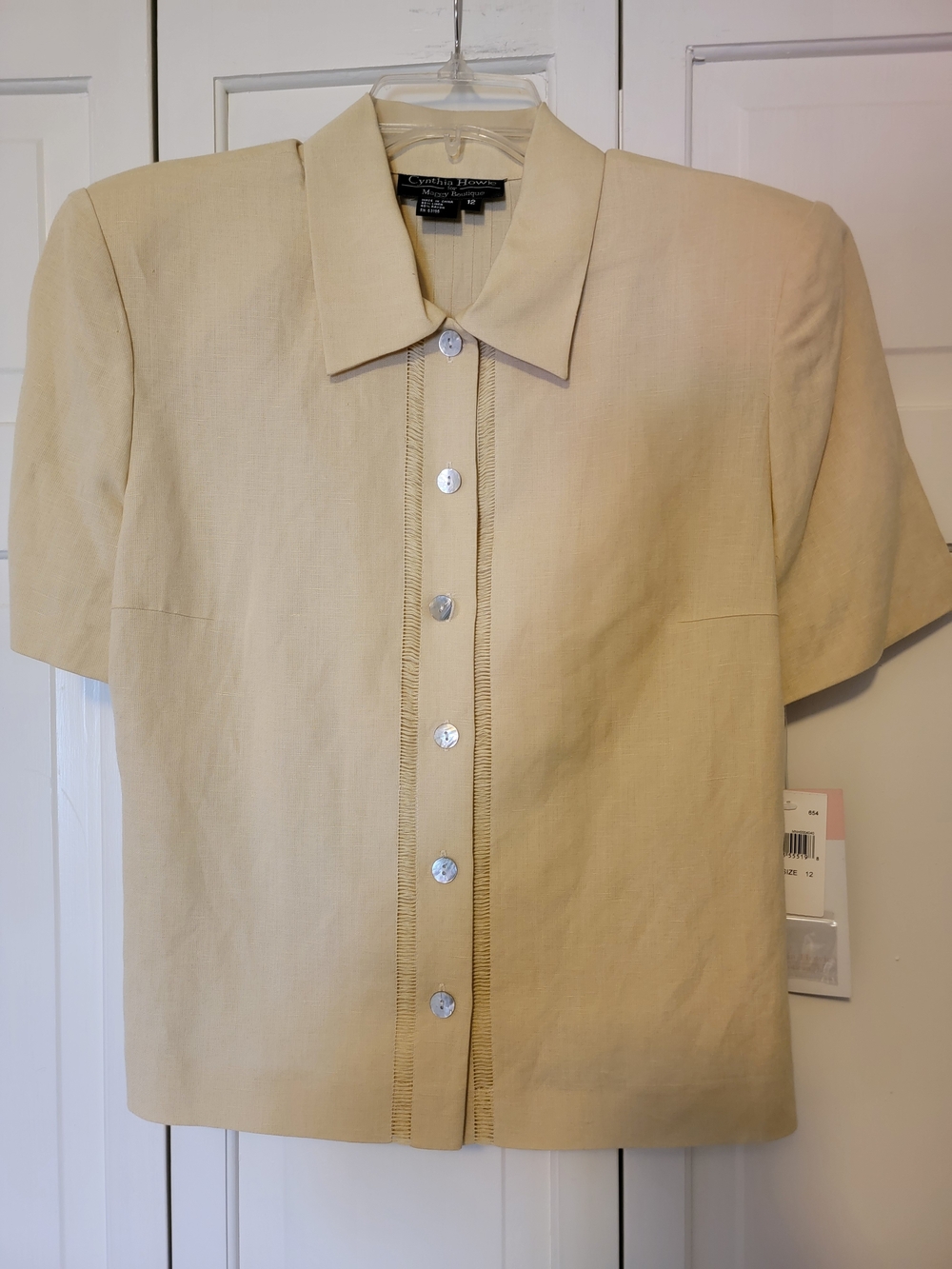 Vintage Cynthia Howie Cream Short-Sleeve Button Front Shirt Size 12 NWT